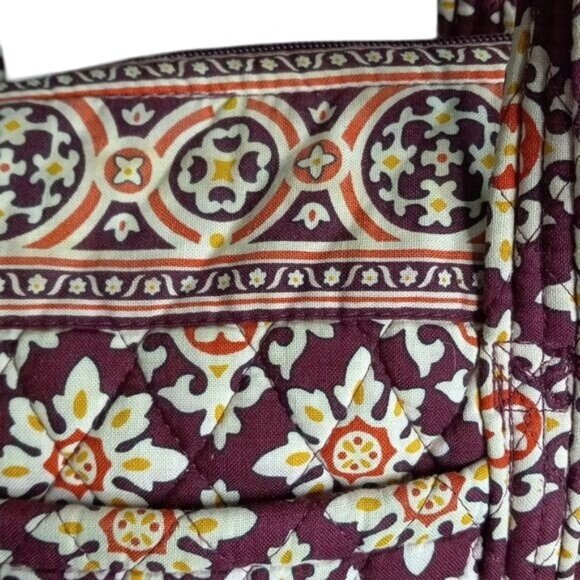 Vera Bradley MEDALLION Shoulder Tote Bag Quilted Paisley Floral Handbag Retired - Picture 4 of 11